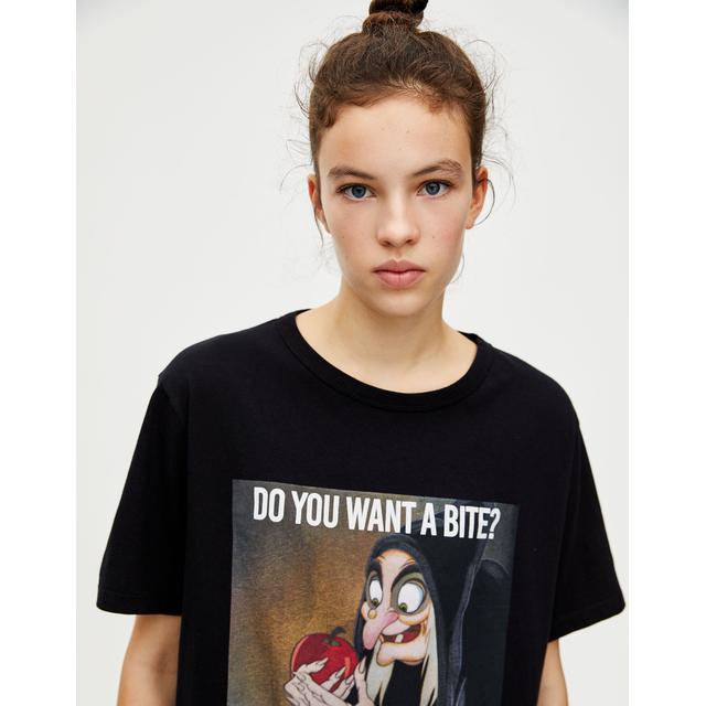 camiseta blancanieves pull and bear