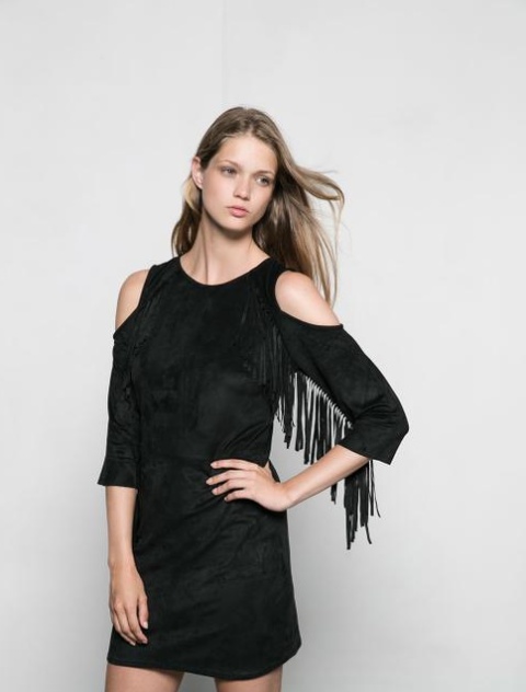 Vestido Antelina Off Shoulder Con Flecos