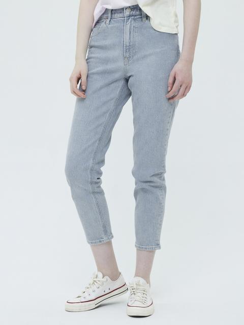 Sky High Rise Mom Jeans With Washwell