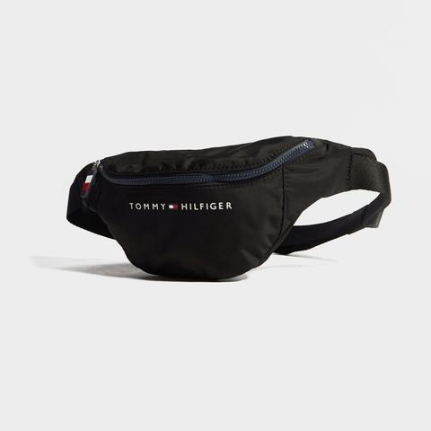cricket Rotere nummer Tommy Hilfiger Crossbody Bag - Black from Jd Sports on 21 Buttons