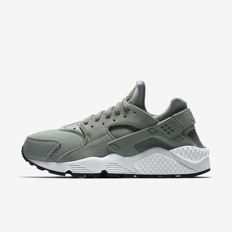 Nike Air Huarache Se