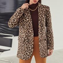 Blazer Con Botón De Leopardo