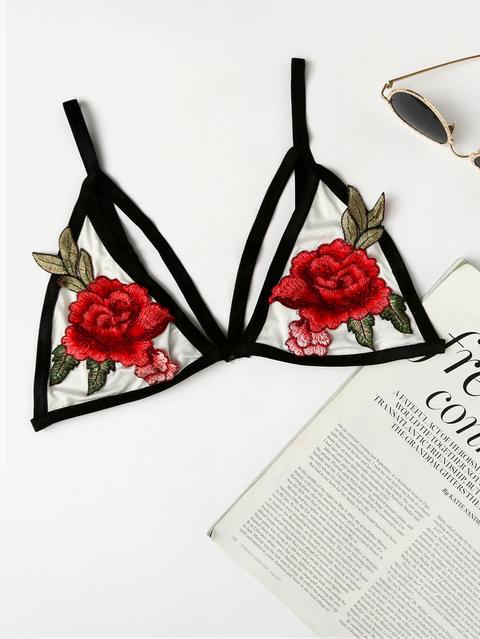 Reggiseno Con Applique Ricamato from SheIn on 21 Buttons