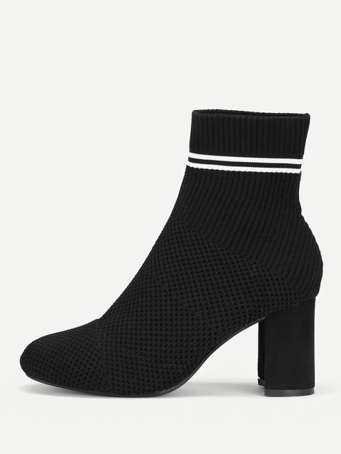 Botas Tobilleras Con Tacón Block Con Diseño De Rayas