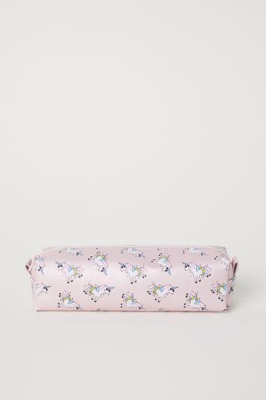 Estuche