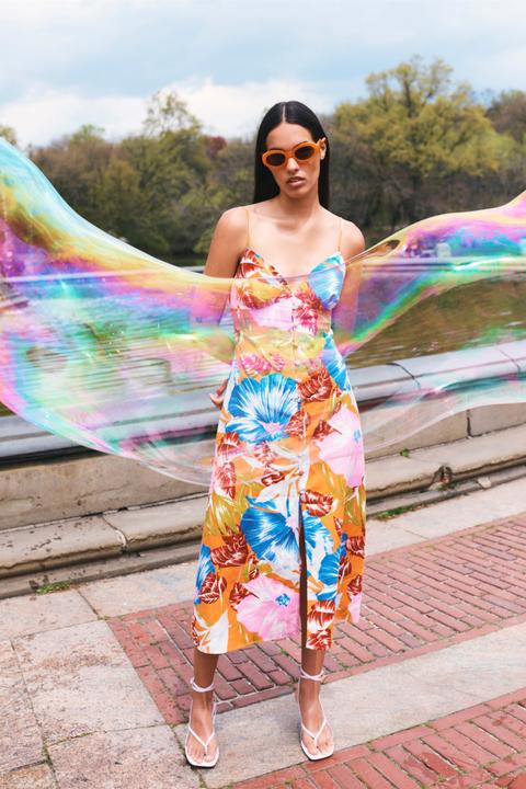 Vestido Midi Estampado Tropical