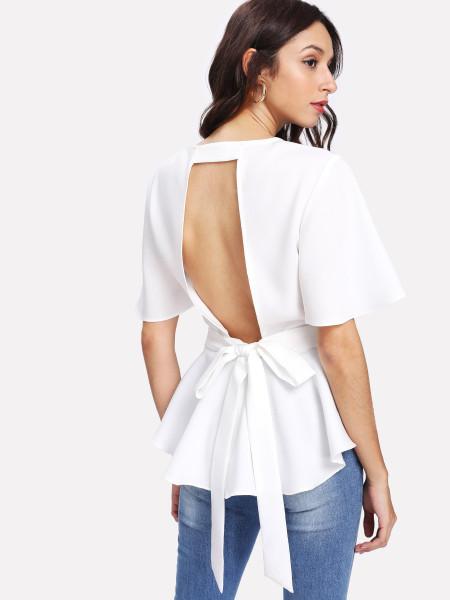 Top Peplo Con Cut-out Sul Retro