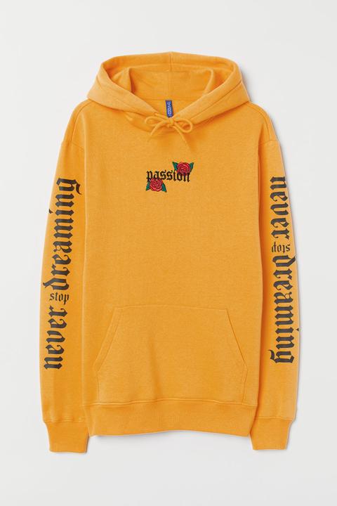 hooded top with a motif