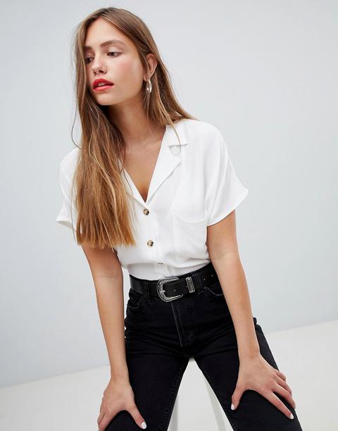 Bershka - Camicia Bianca Con Dettaglio Sulla Tasca - Bianco