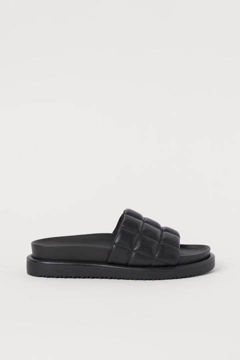 Quilted Pool Shoes - Black