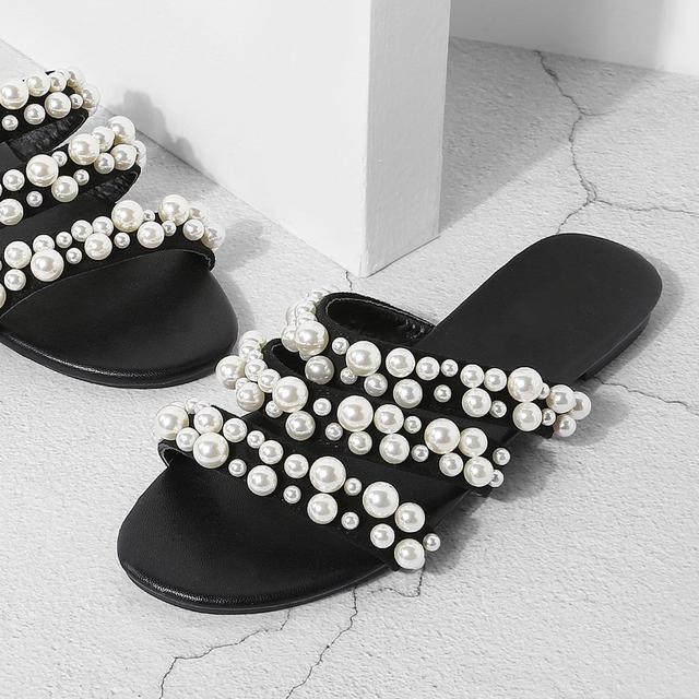Sandalias Planas Con Diseño De Perla Artificial from SheIn on 21 Buttons