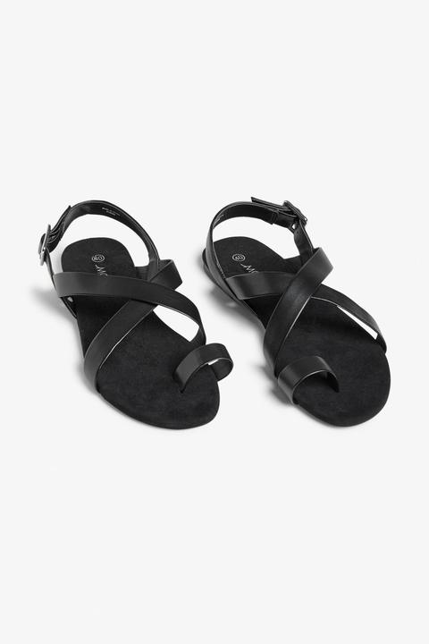 Cross-over Strap Sandals - Black