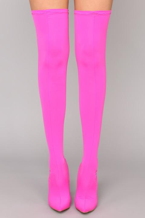 Fashion nova best sale pink boots