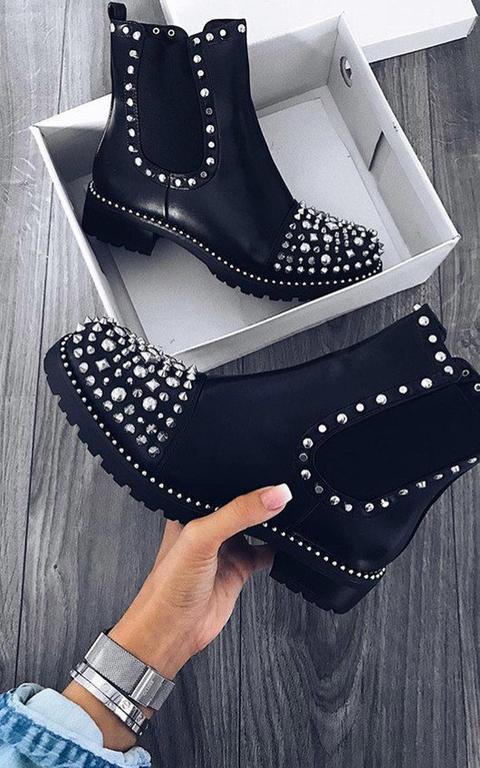 Sasha Studded Ankle Boots In Black