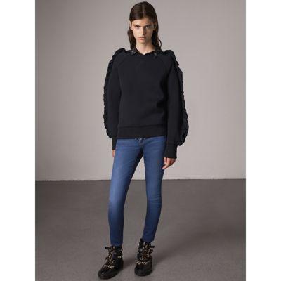 Jeans Attillati A Vita Bassa In Denim Stretch Ultraresistente