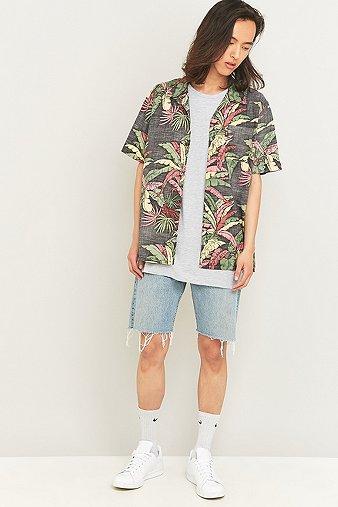 levi's hawaiian shirt