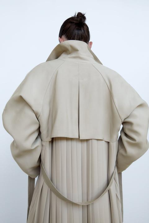 Trench Coat With Pleated Back From Zara, Zara Trench Coat With Pleated Back