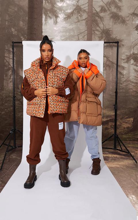 Prettylittlething Orange Printed Padded Panel Hooded Gilet
