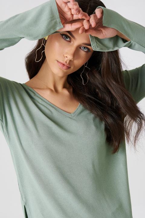 V-neck Side Slit Top Grün