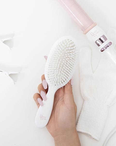 Beauty Works X Molly-mae Oval Bristle Brush