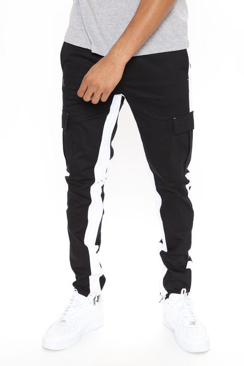 travis cargo pants