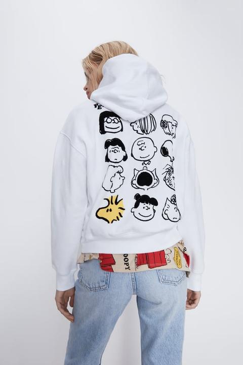 Zara discount sudadera snoopy