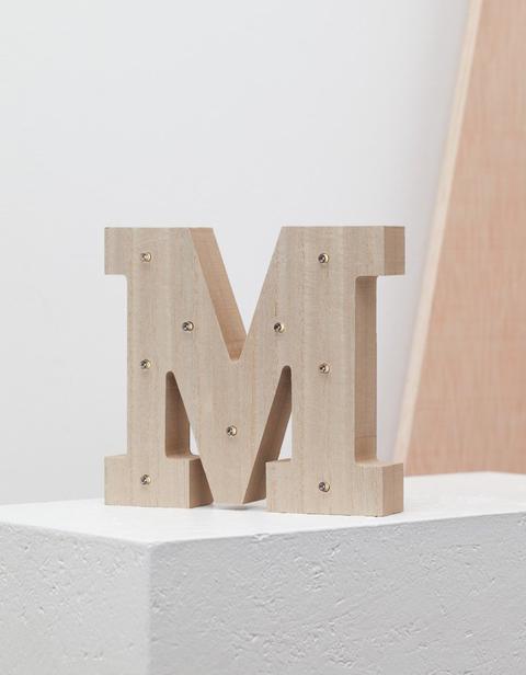 Letra Madera M