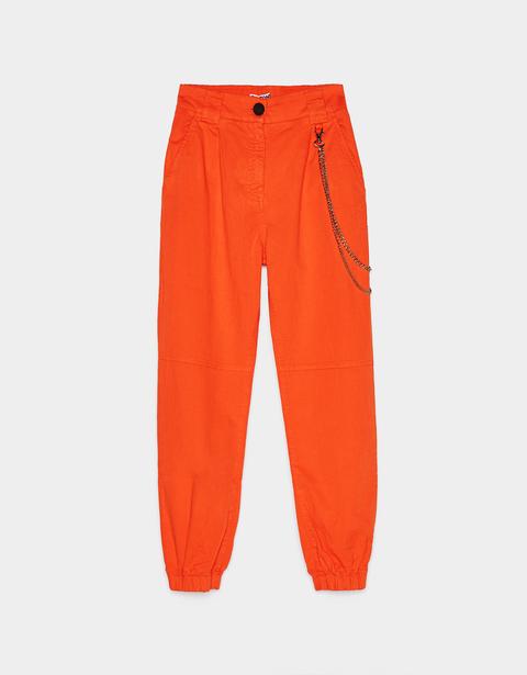 Pantalón Jogger Bershka + Pantone