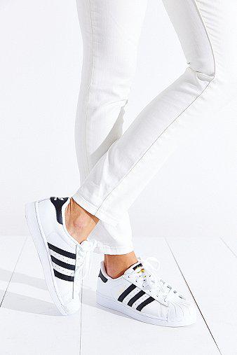 Adidas Originals Superstar White And Black Trainers - Womens Uk 7