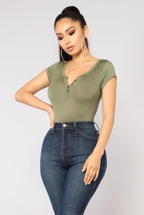 Nelida Basic Tee - Olive