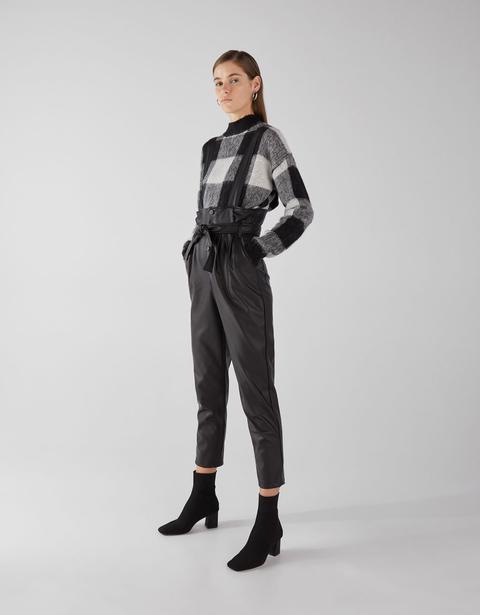 Latzhose Aus Kunstleder