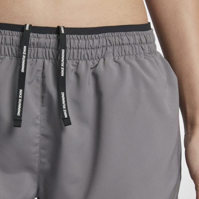 nike elevate women's track running shorts