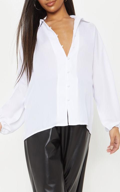 Chemise Blanche Oversized En Mousseline De Soie A Boutonner Blanc From Prettylittlething On 21 Buttons