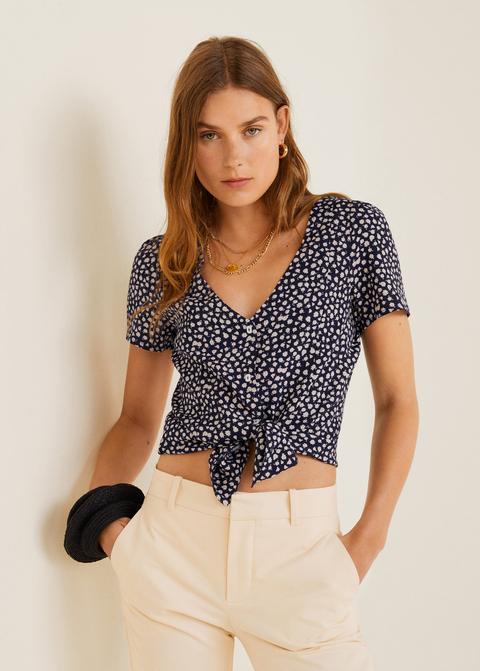 Buttoned Flowy Blouse
