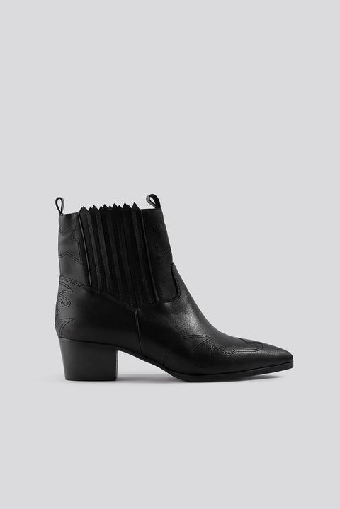 Low Western Boots