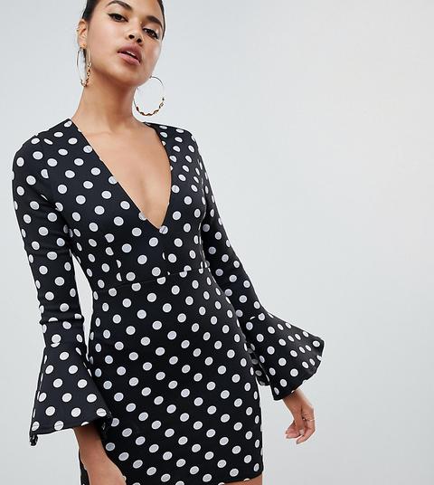 Prettylittlething - Vestito Con Scollo Profondo E Maniche Con Volant A Pois - Nero