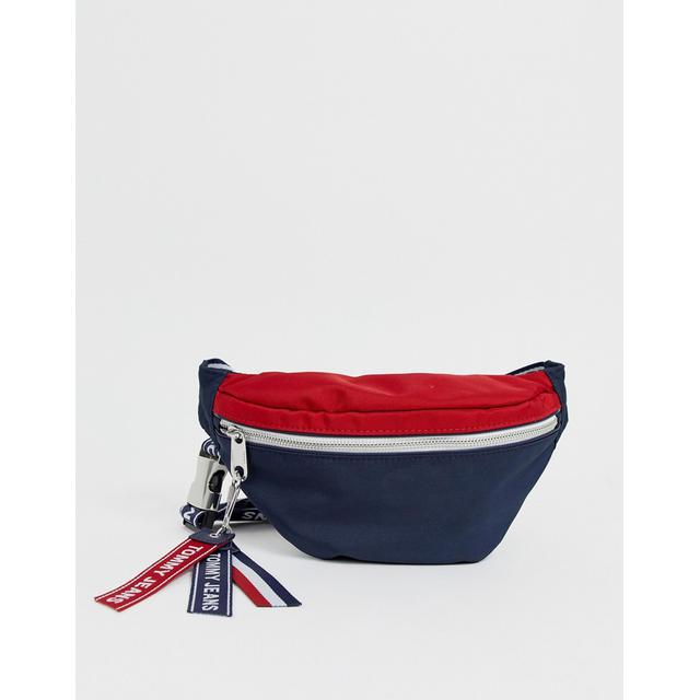 tommy jeans logo fanny pack