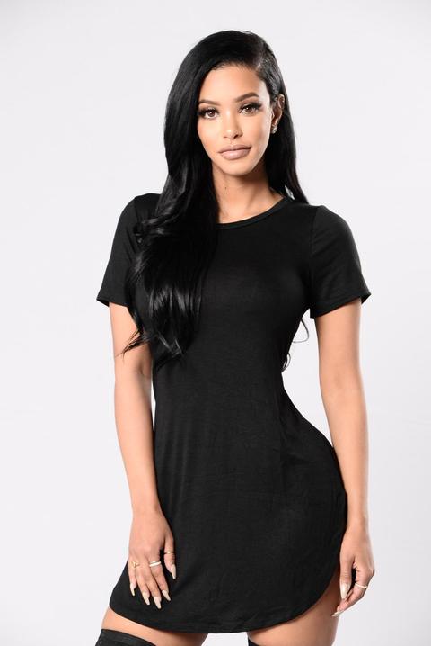 Chillax Tee - Black