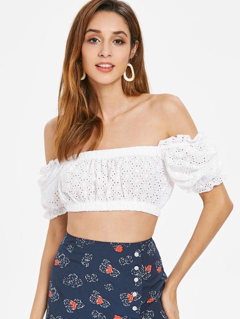 Top Corto Con Ricamo A Spalle Scoperte