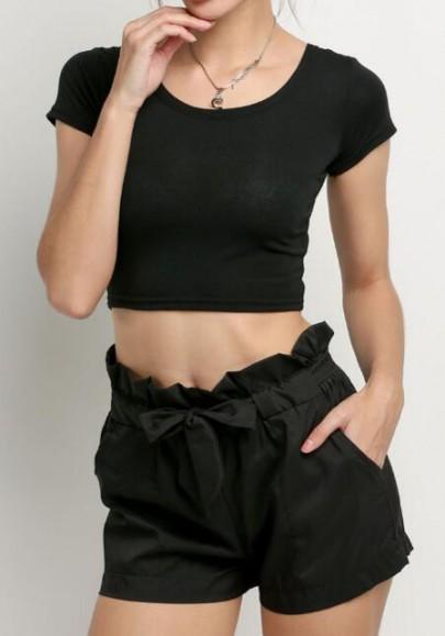 Black Pockets Drawstring Waist Low-rise Fashion Loose Shorts