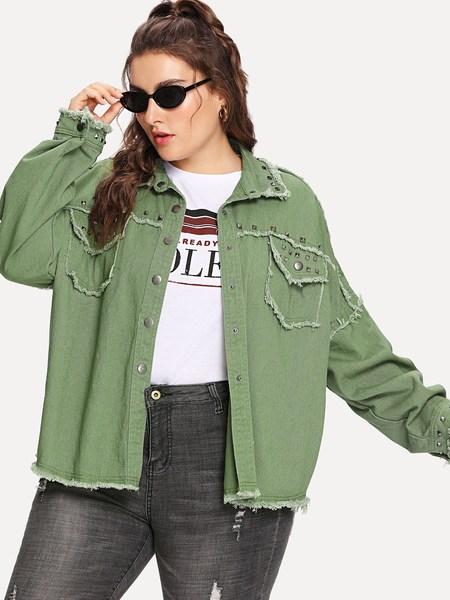 Giacca Jeans Con Orlo Sfrangiato E Borchie from SheIn on 21 Buttons