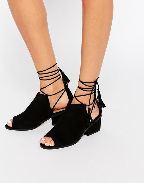 Botines Anudados A La Pierna Romeo De Asos