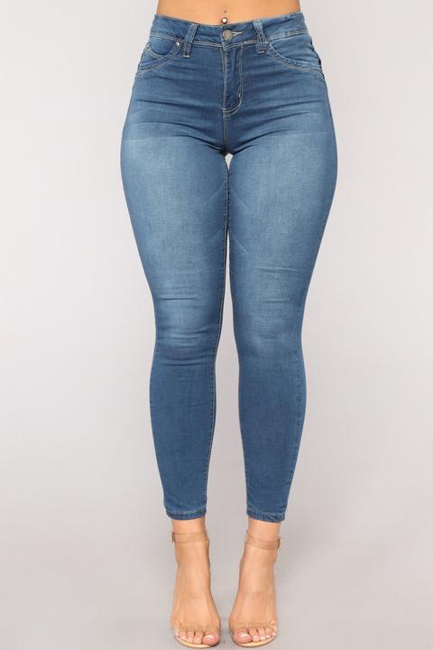 Booty shaping jeans fashion 2024 nova