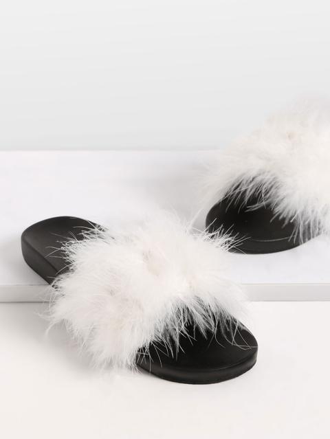 Pantuflas Con Piel Sintética Beis