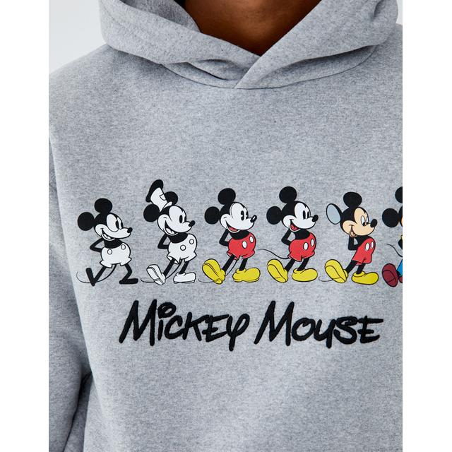 Sudadera Mickey Mouse Gris Capucha de Pull and Bear en 21 Buttons