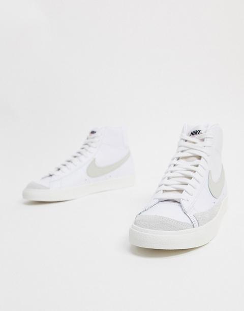 Zapatillas En Blanco Y Piedra Blazer 77 De Nike