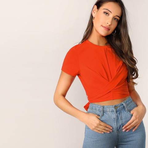 Neon Orange Crop Top Mit Kreuz Und Knoten