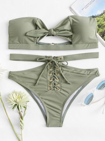 Set Di Bikini Con Laccetti