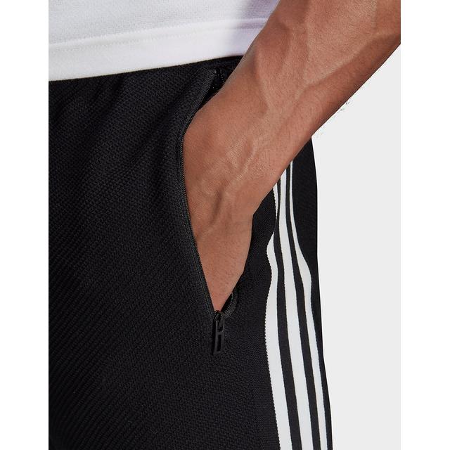 id tiro joggers