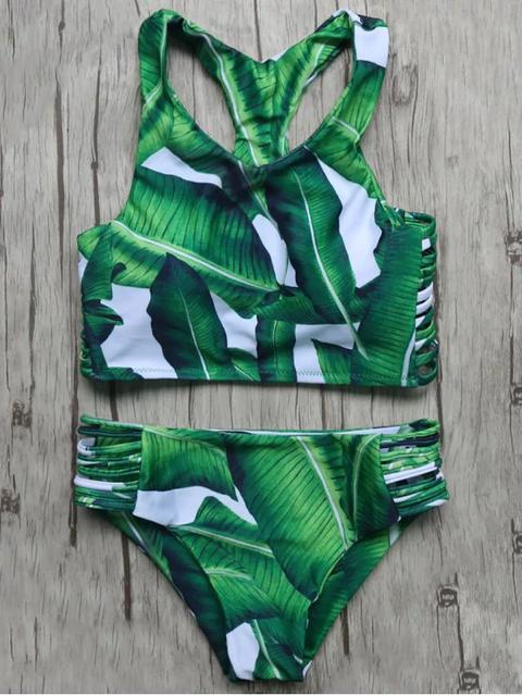 Traje De Bikini Escotado Con Estampado De Hojas